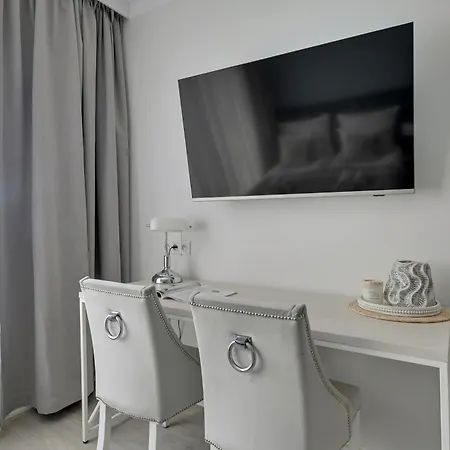 Przymorze Slaska Business & Gym By Downtown Apartment *